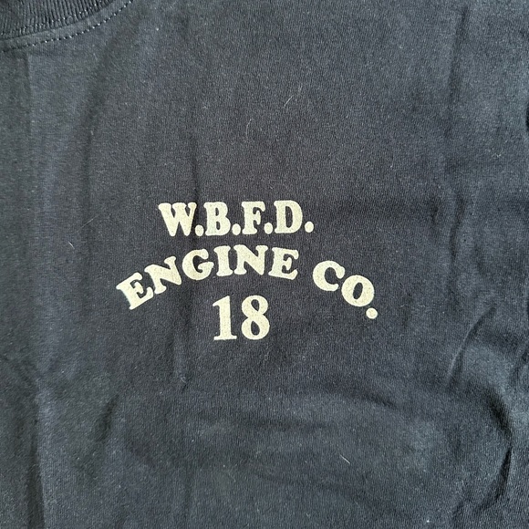 Warner Bros. Fire Department Men’s Medium T Shirt - Picture 2 of 7